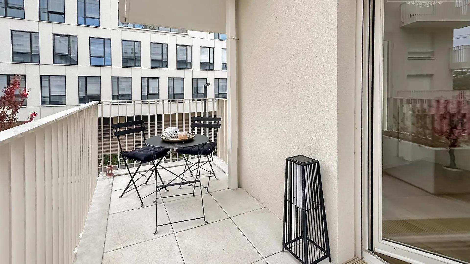 Bleu Serenity Aux Pied De Paris Chatenay-Malabry Apartment